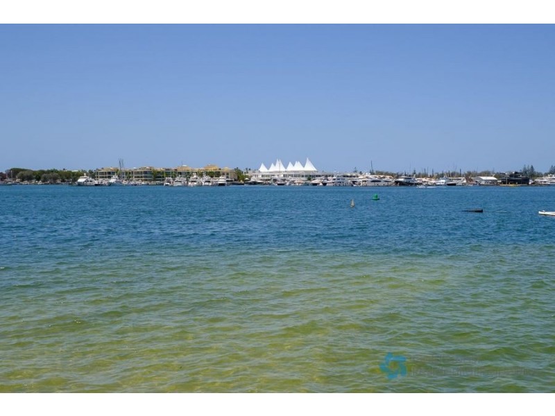 3 Pilgrim Place, Southport QLD 4215