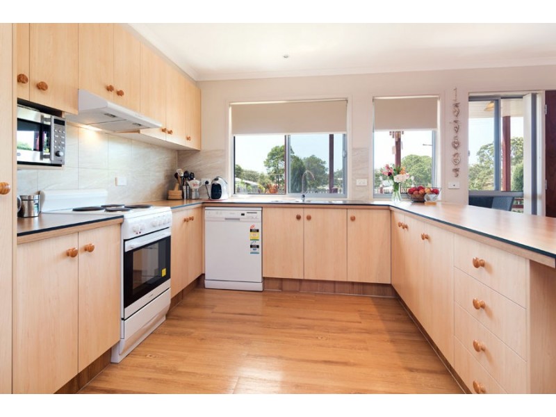 1 Highland Street, Russell Island QLD 4184