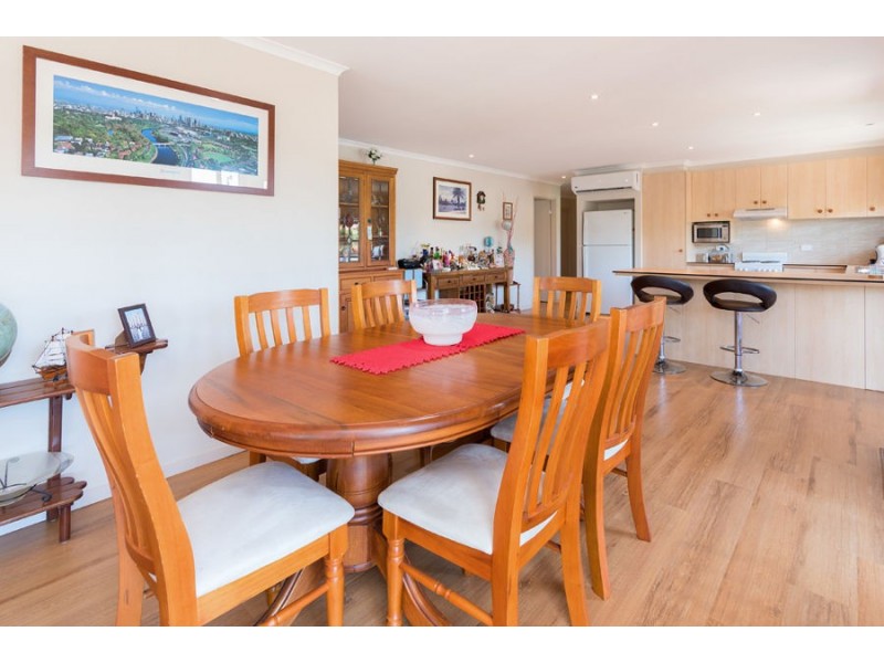 1 Highland Street, Russell Island QLD 4184