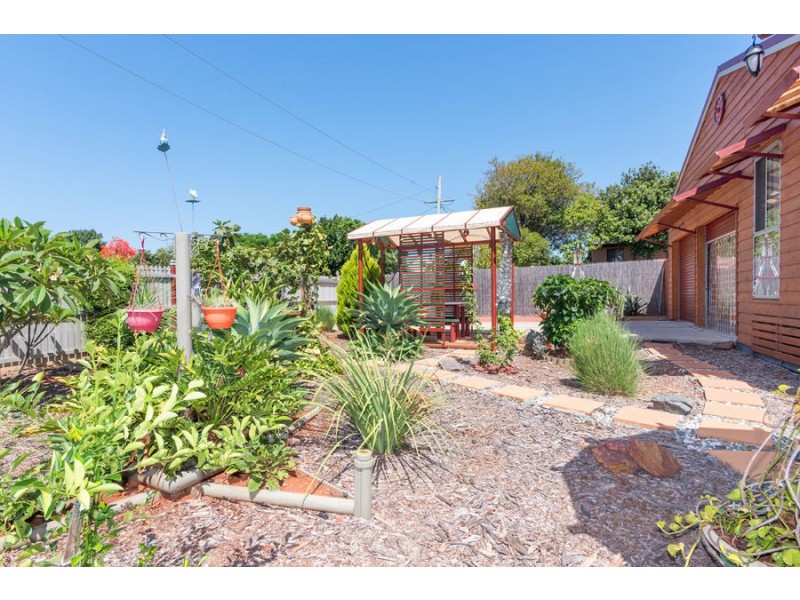 1 Highland Street, Russell Island QLD 4184