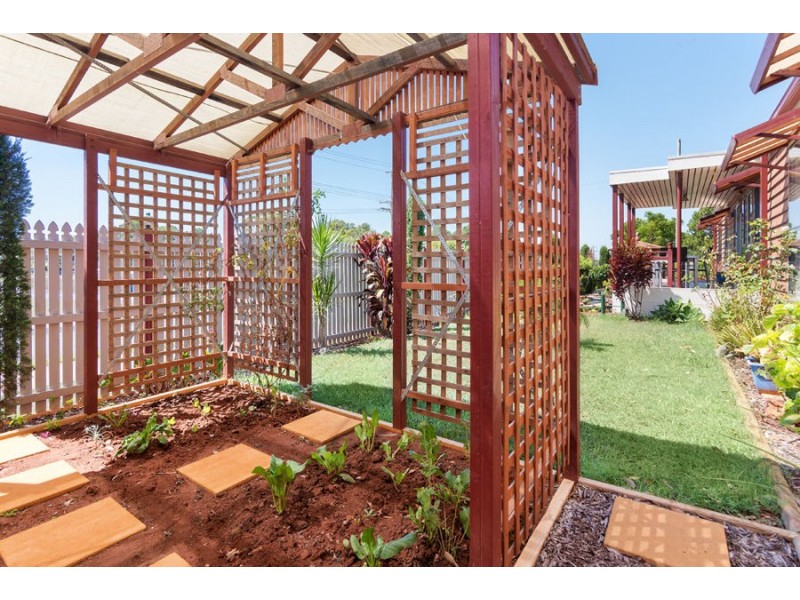 1 Highland Street, Russell Island QLD 4184