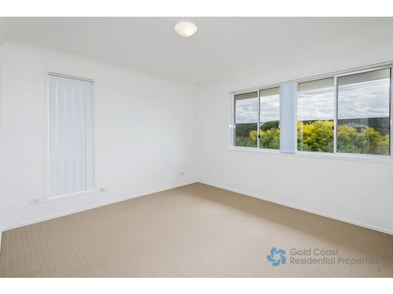 33/9-15 Harrier Drive, Burleigh Waters QLD 4220