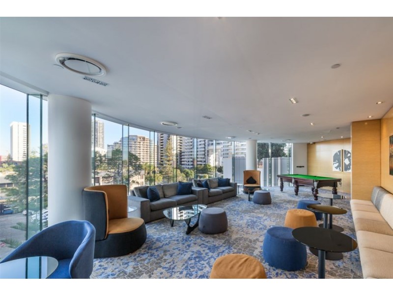 22303/21 Elizabeth Avenue, Broadbeach QLD 4218