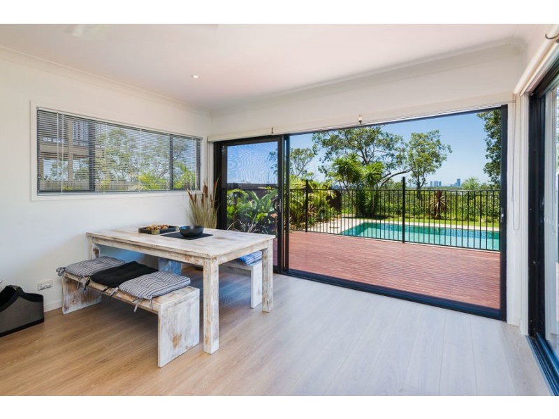 15 Zane Street, Molendinar QLD 4214