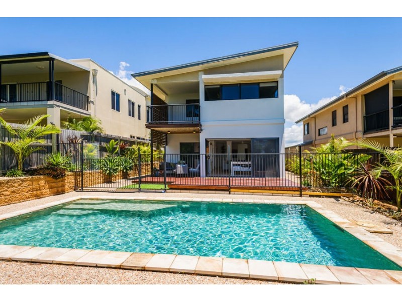 15 Zane Street, Molendinar QLD 4214