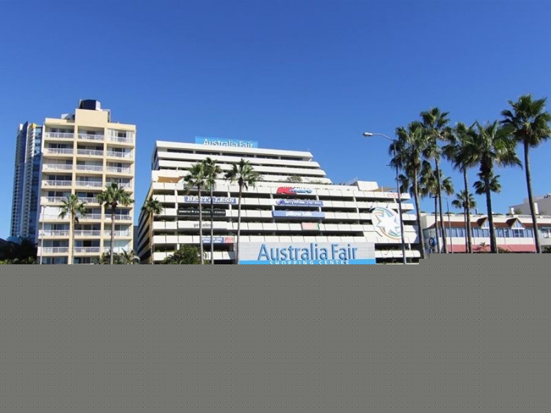 11 Frank St, Labrador QLD 4215