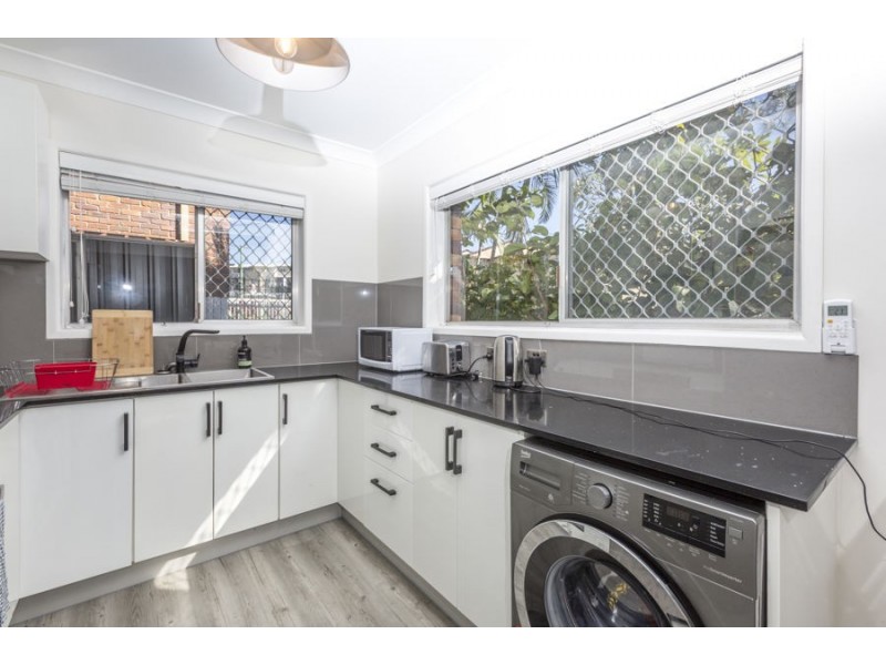 1/46 Railway Street, Southport QLD 4215