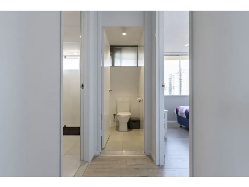 @ Old Burleigh Road, Broadbeach QLD 4218