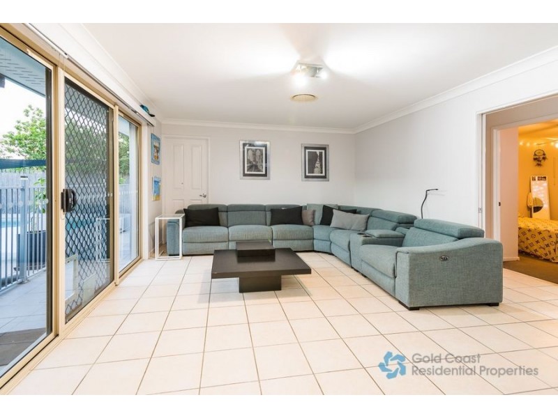 4 Applegum Place, Molendinar QLD 4214