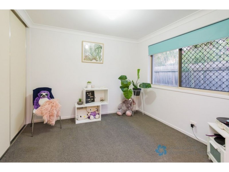 4 Applegum Place, Molendinar QLD 4214