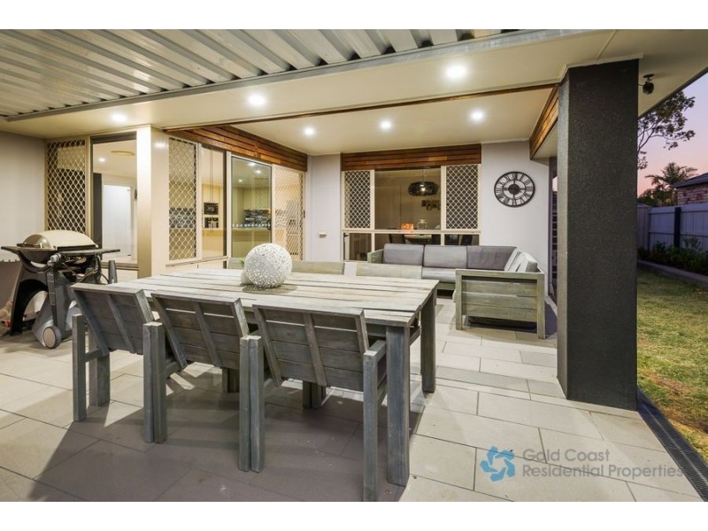 4 Applegum Place, Molendinar QLD 4214