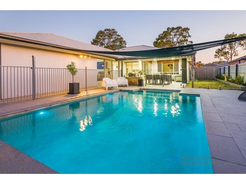 4 Applegum Place, Molendinar QLD 4214