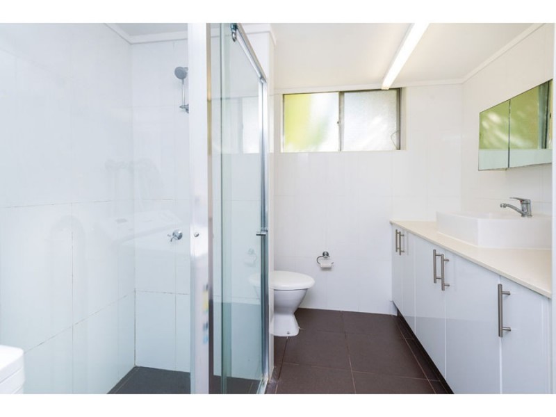 15 Laycock Street, Surfers Paradise QLD 4217