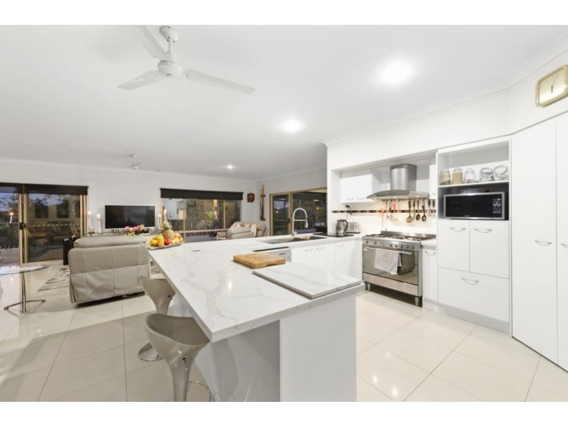 10 Riberry  Court, Bonogin QLD 4213