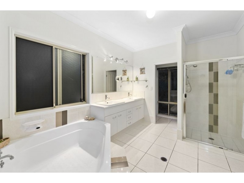 10 Riberry  Court, Bonogin QLD 4213