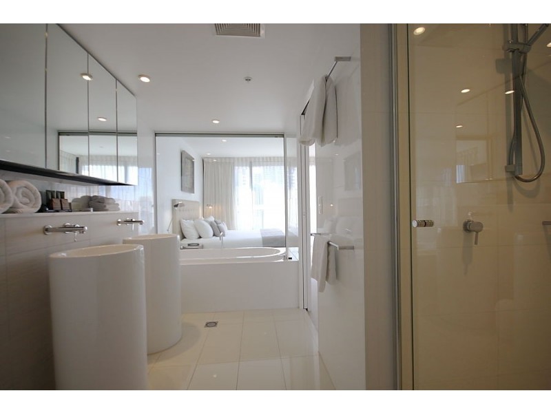 Broadbeach QLD 4218