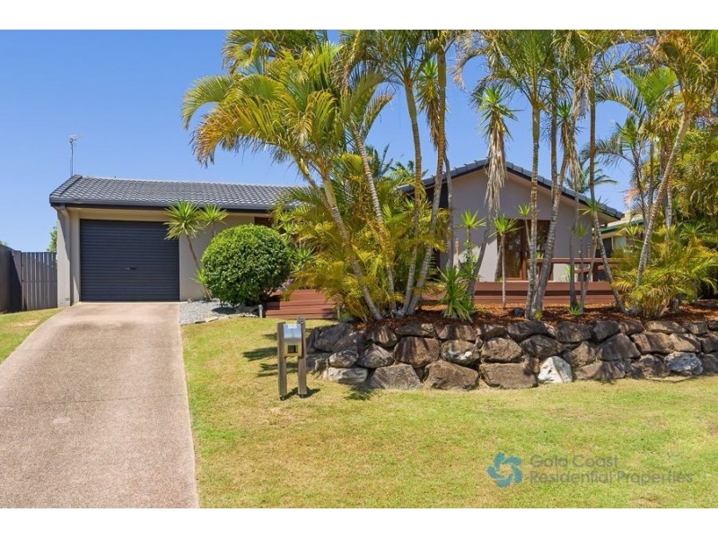 8 Berwick Court, Arundel QLD 4214