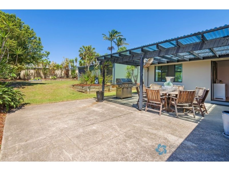 8 Berwick Court, Arundel QLD 4214