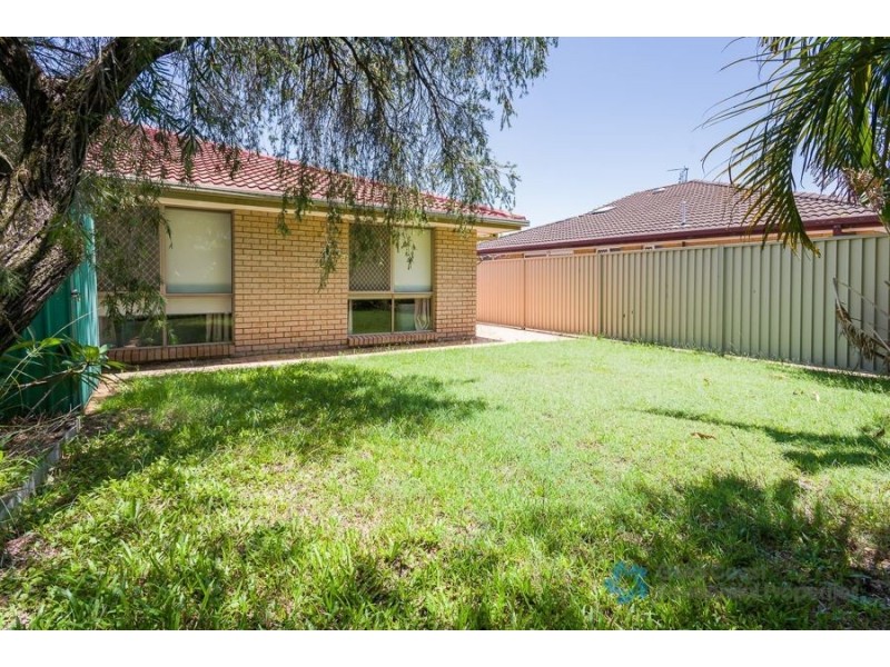 1/17 Coventry Court, Labrador QLD 4215