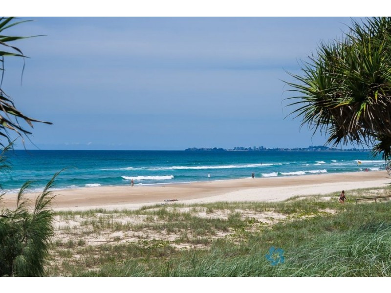 1/32 Messines Crescent, Miami QLD 4220