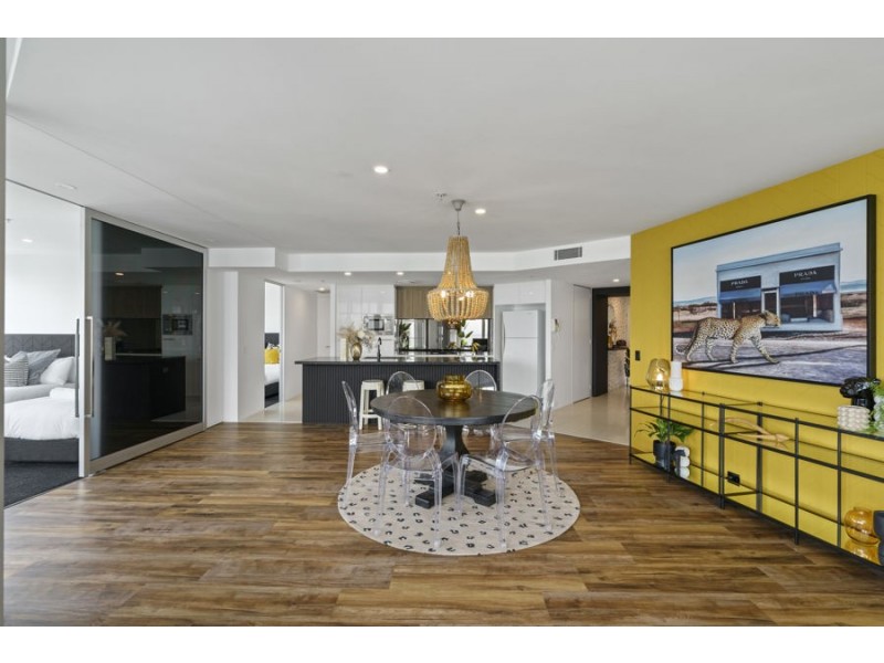 1105/9 Hamilton Avenue, Surfers Paradise QLD 4217