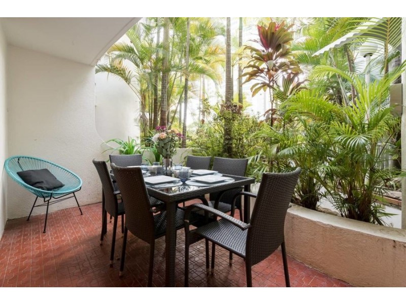 @ 24 Hamilton Avenue, Surfers Paradise QLD 4217