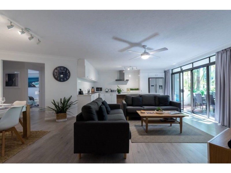 @ 24 Hamilton Avenue, Surfers Paradise QLD 4217