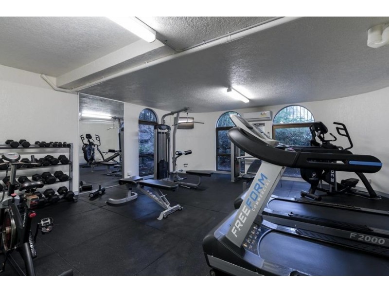 @ 24 Hamilton Avenue, Surfers Paradise QLD 4217