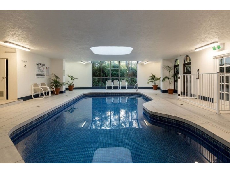 @ 24 Hamilton Avenue, Surfers Paradise QLD 4217