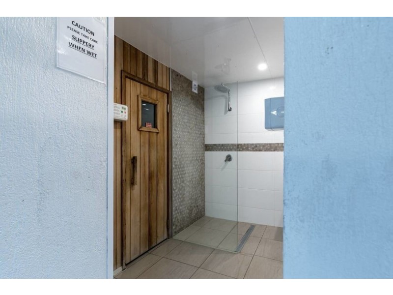 @ 24 Hamilton Avenue, Surfers Paradise QLD 4217