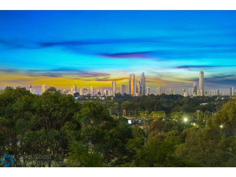 27 Amethyst Court, Carrara QLD 4211