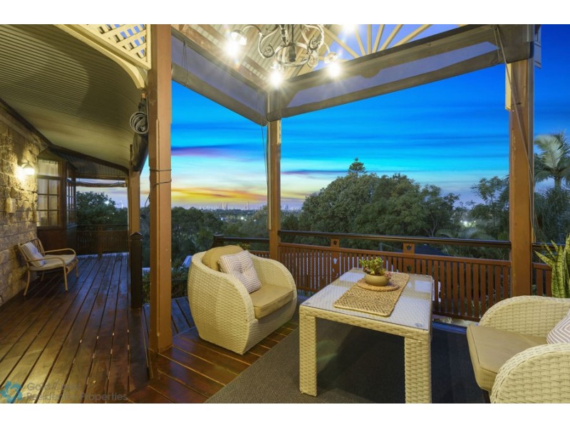 27 Amethyst Court, Carrara QLD 4211