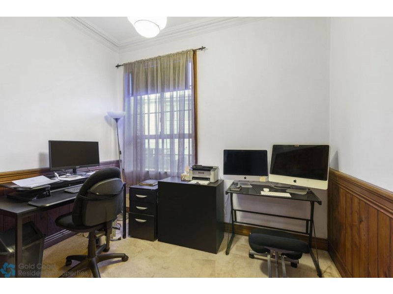 27 Amethyst Court, Carrara QLD 4211