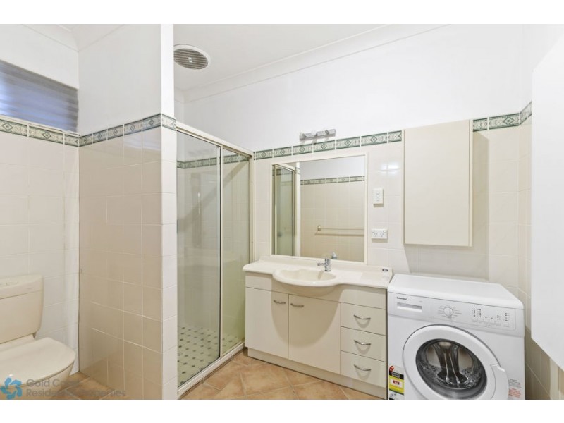 27 Amethyst Court, Carrara QLD 4211