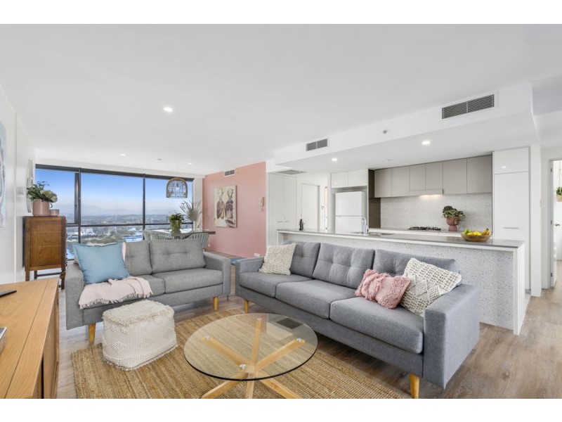 2251/9 Ferny Avenue, Surfers Paradise QLD 4217