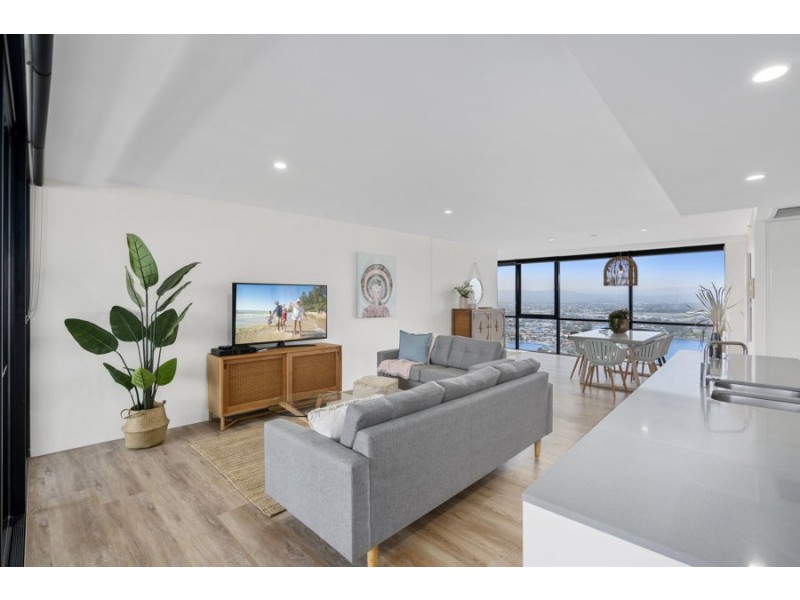 2251/9 Ferny Avenue, Surfers Paradise QLD 4217