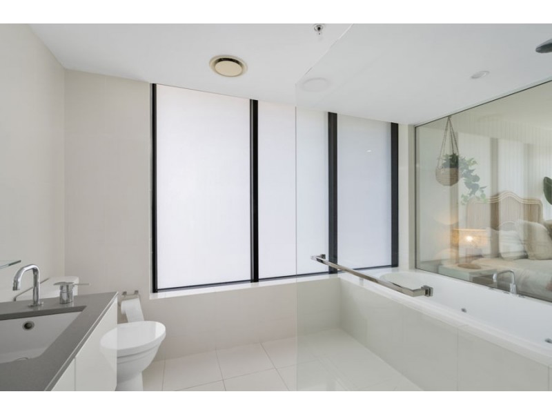 2251/9 Ferny Avenue, Surfers Paradise QLD 4217