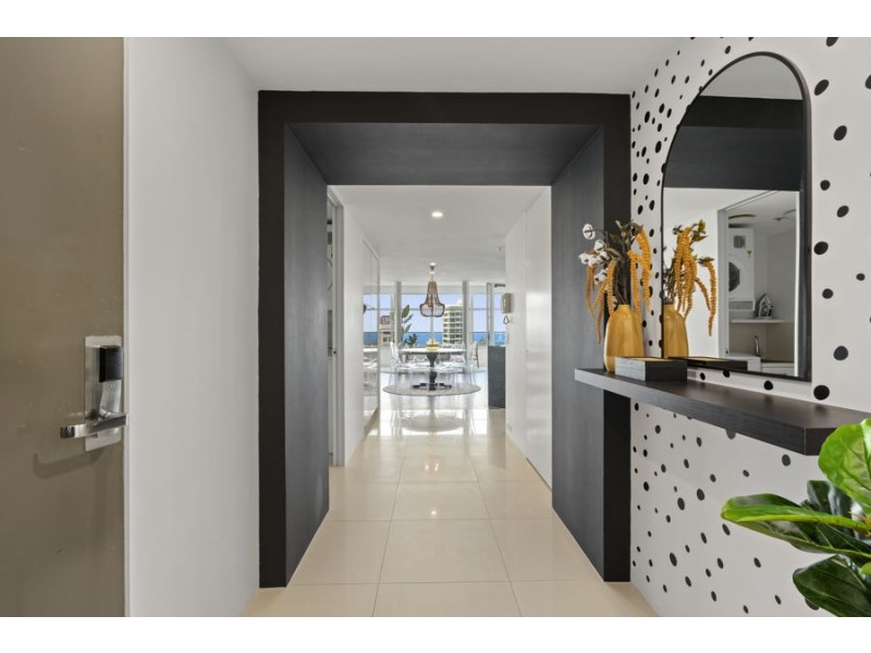 9 Q1 Hamilton Ave, Surfers Paradise QLD 4217