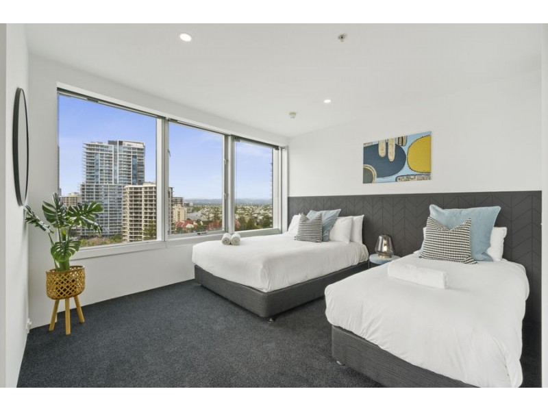 9 Q1 Hamilton Ave, Surfers Paradise QLD 4217