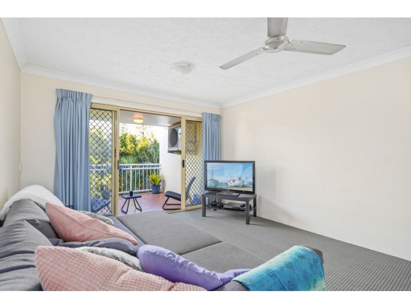 19/2103 Gold Coast Highway, Miami QLD 4220