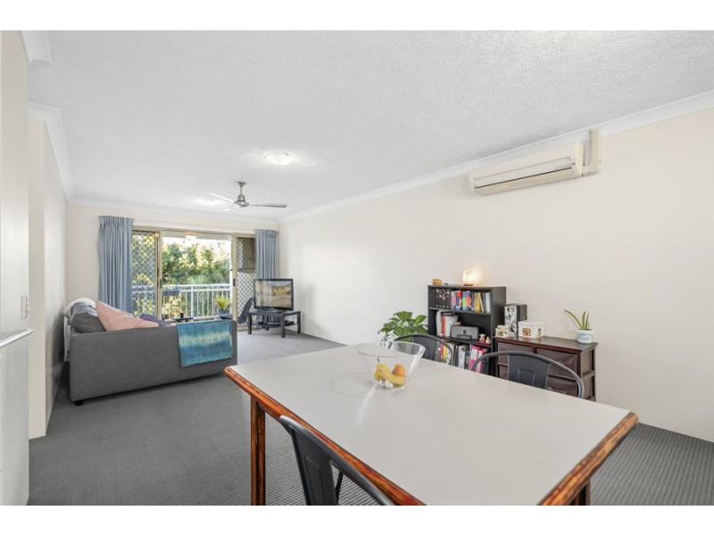 19/2103 Gold Coast Highway, Miami QLD 4220