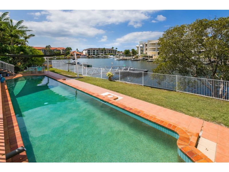 29/75 Bayview Street, Runaway Bay QLD 4216