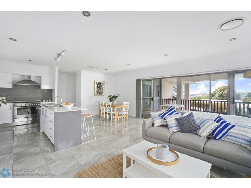 28 Lambert Drive, Maudsland QLD 4210