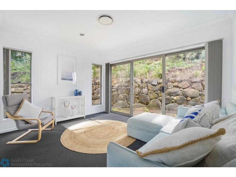 28 Lambert Drive, Maudsland QLD 4210