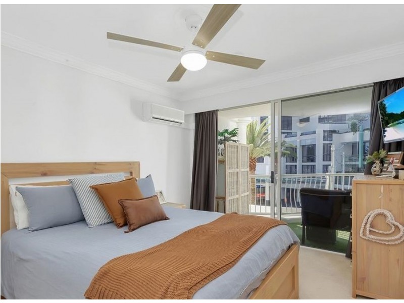 2212/24-26 Queensland Avenue, Broadbeach QLD 4218