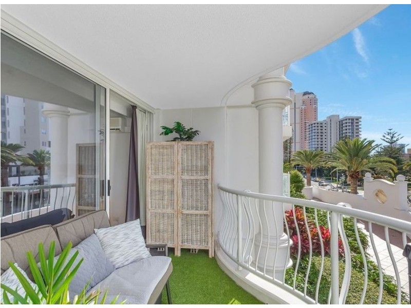 2212/24-26 Queensland Avenue, Broadbeach QLD 4218