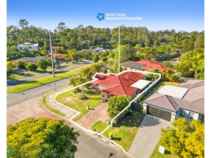 2 Polynesia Avenue, Pacific Pines QLD 4211