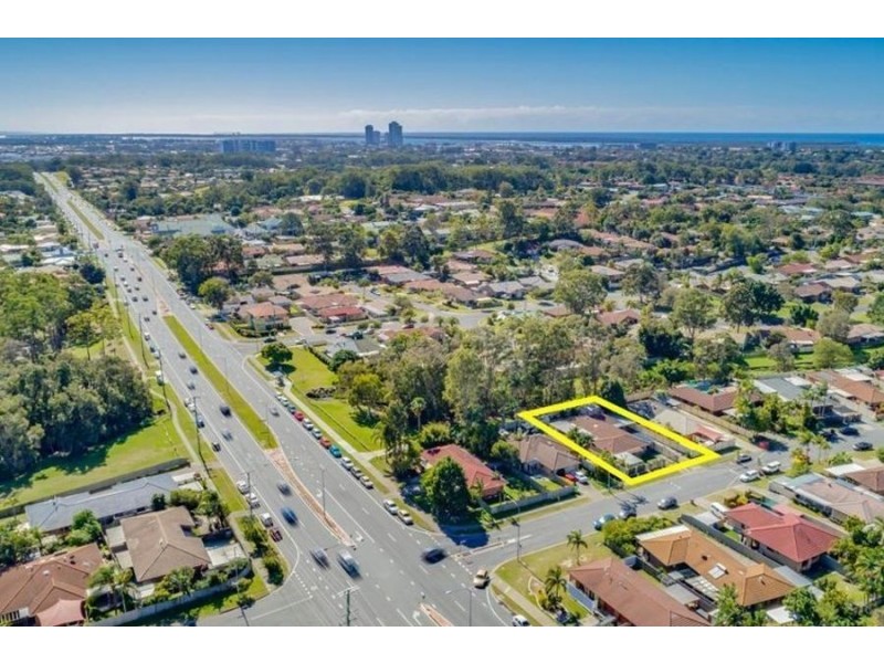 1/21 Stephenson Street, Labrador QLD 4215