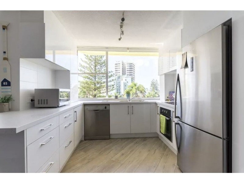 13/3 Old Burleigh Road, Surfers Paradise QLD 4217