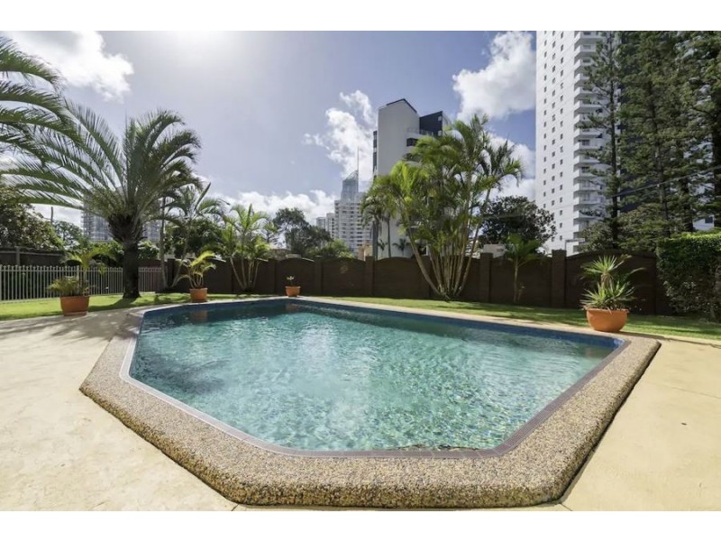 13/3 Old Burleigh Road, Surfers Paradise QLD 4217